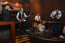 Private Practice soitti Dr. Feelgoodia ja muuta hyvää perusrokkia