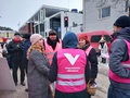 Eduskuntavaaliehdokas Birgit Aittakumpu Lohjan suurmarkkinoilla